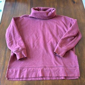 Athleta turtleneck fleecy sweatshirt